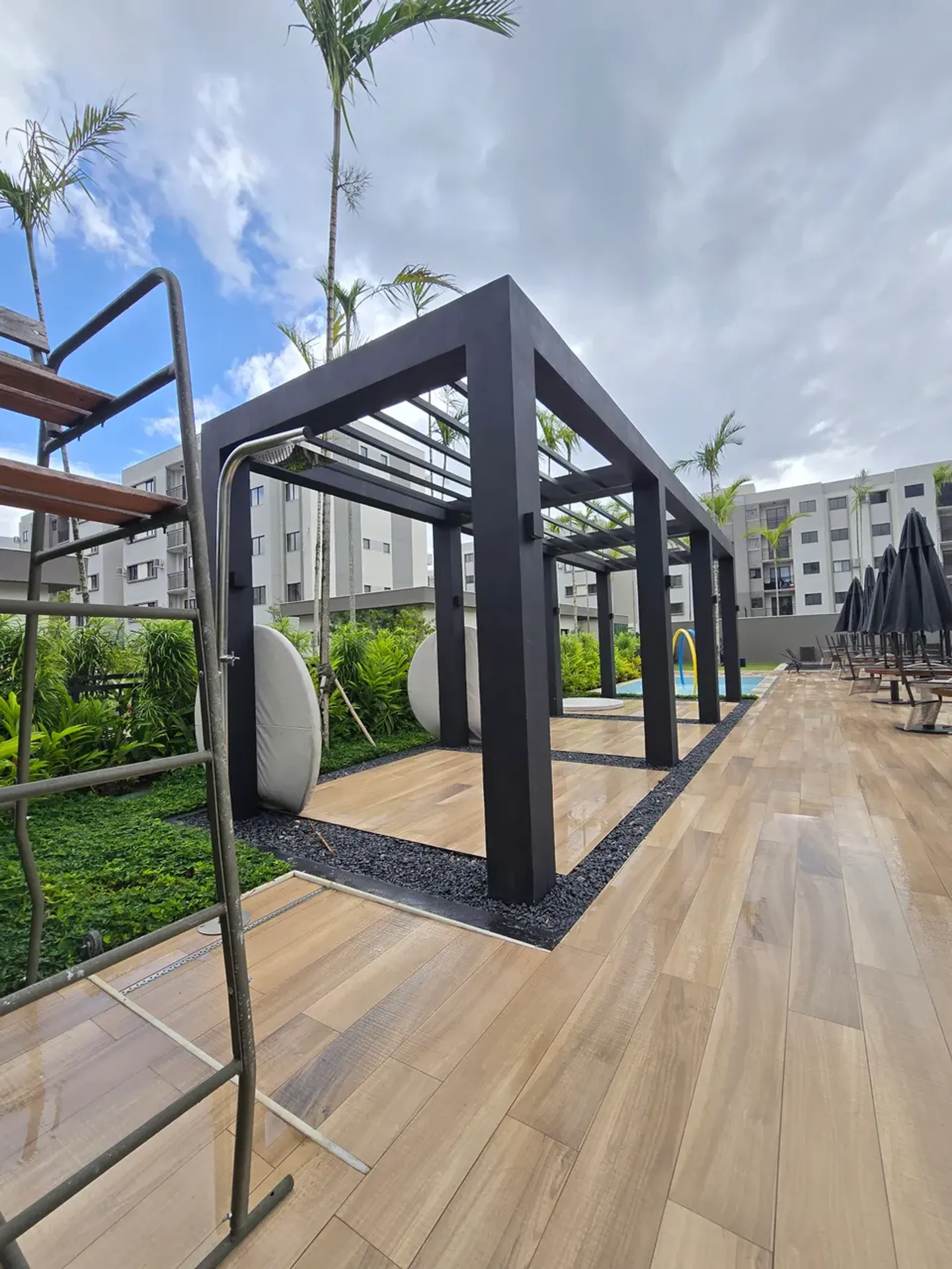 Garden apartment with 2 bedrooms and 1 bathroom — photo 20
