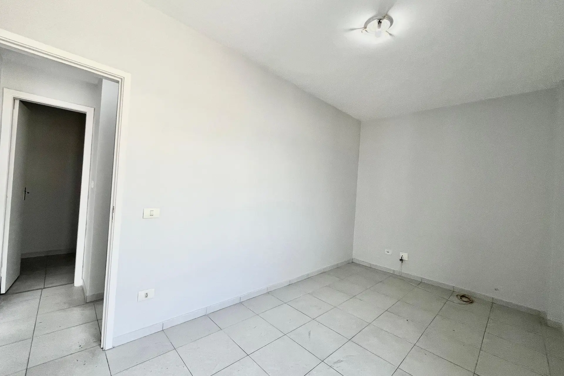 1-bedroom apartment for rent with balcony and parking — photo 29