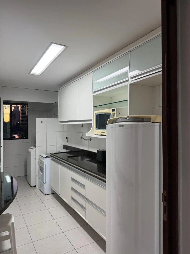 Мебльована квартира з 2 спальнями та ванною в suite — photo 2