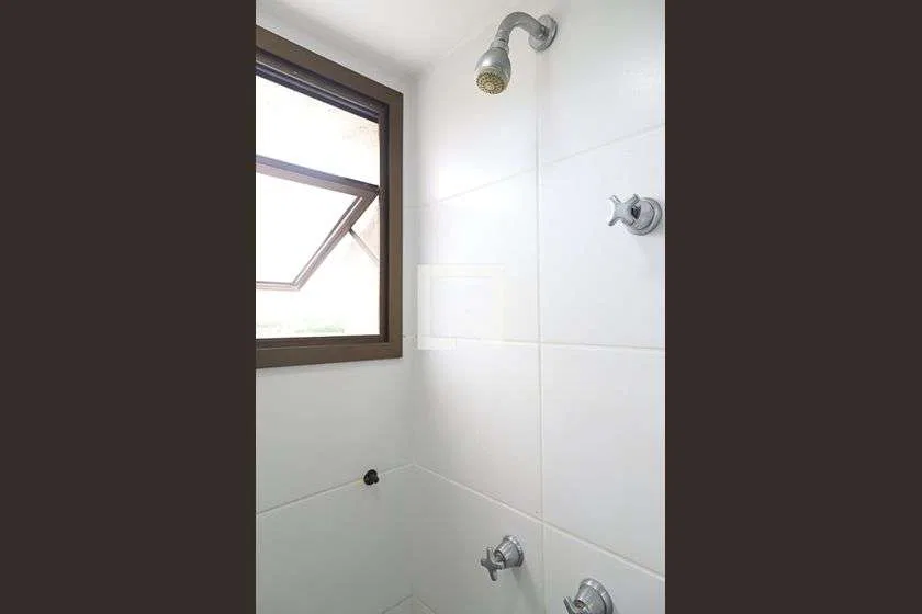 105 m² apartment with 3 bedrooms and a swimming pool — photo 30