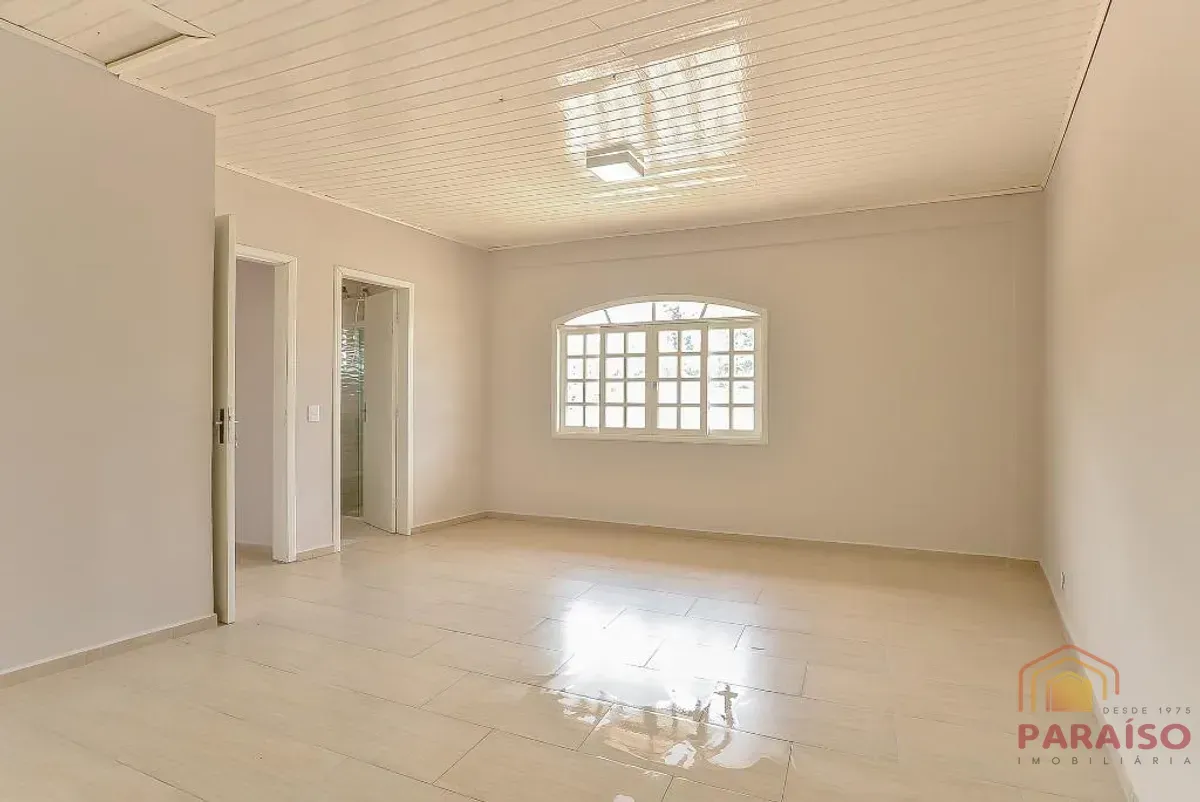 689 m² house with 5 bedrooms and 7 bathrooms — photo 39