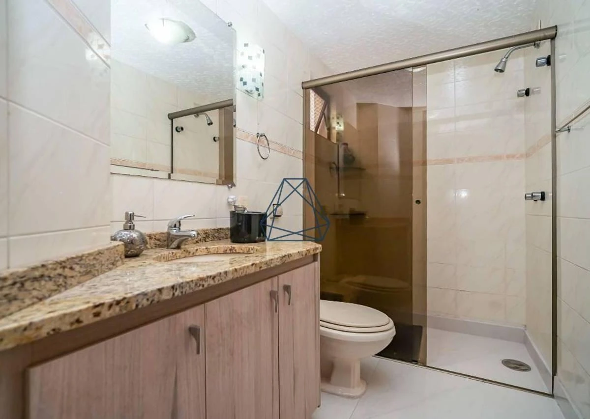 Washing machine in a 4-bedroom house, 210 m² — photo 39