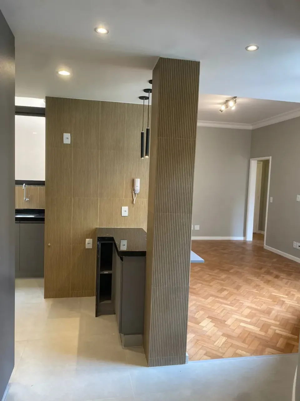 Rental apartment with open-plan kitchen and 1 parking space — photo 6