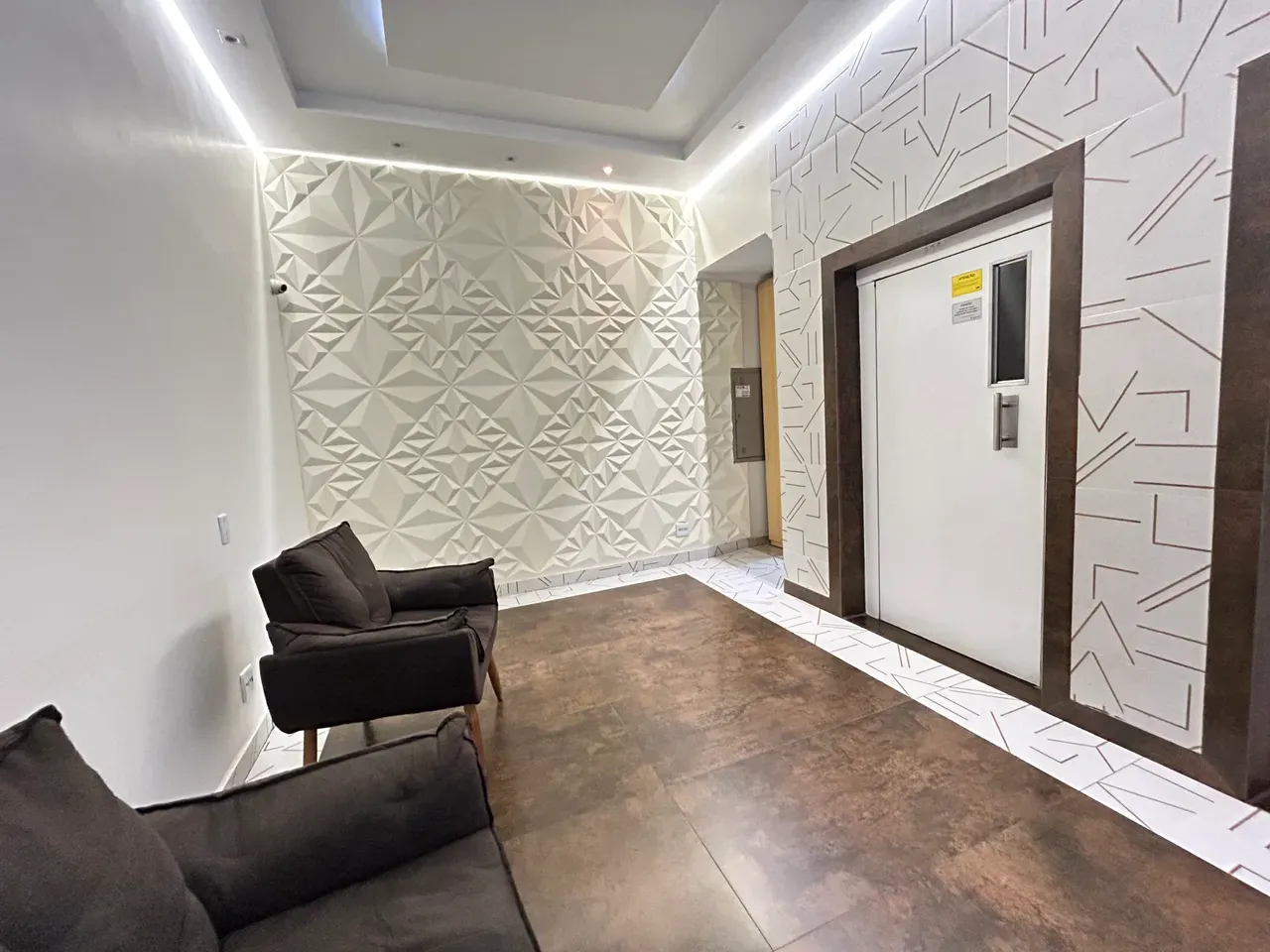 1 quarto e piso de madeira ou laminado: apartamento de 31 m² — photo 16