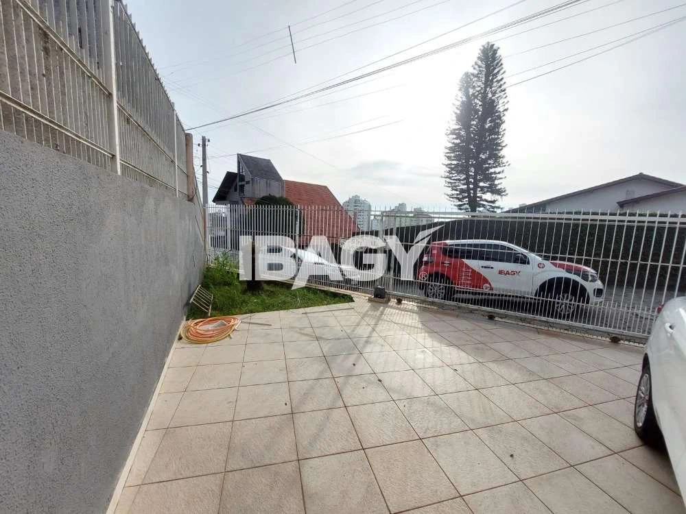 Casa con 2 suites, 4 baños y 2 plazas de garaje — photo 3