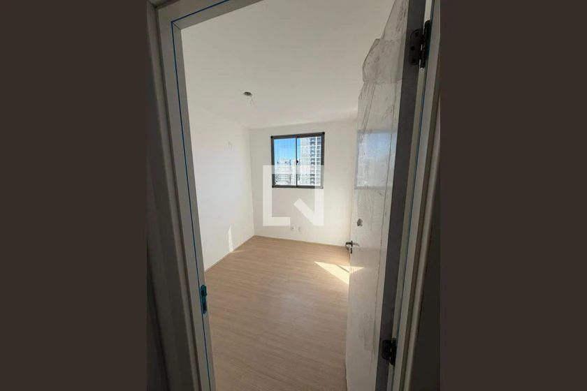 Apartamento de 3 quartos em condomínio com piscina — photo 5
