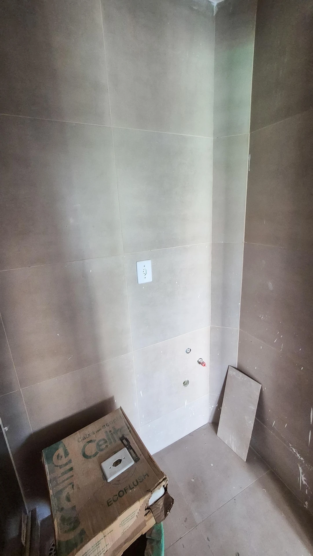 Apartment with 2 bedrooms and a balcony with grill — photo 51