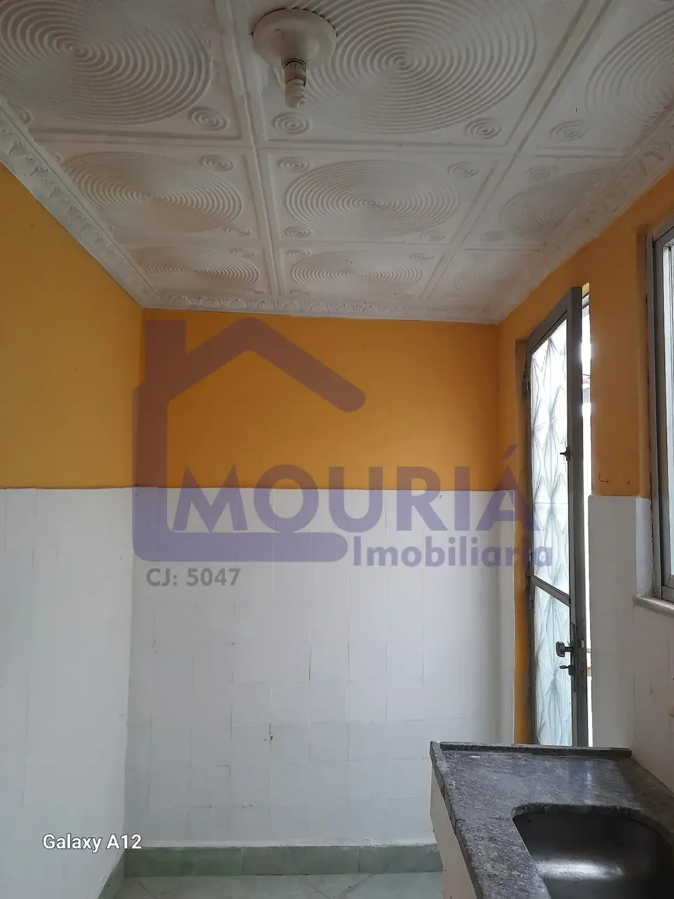 Unfurnished townhouse home with 1 bedroom — photo 2
