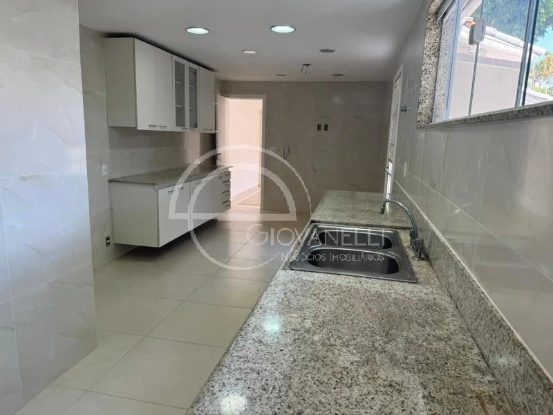 Casa com 3 quartos e 470 m² com 2 vagas e suítes — photo 30