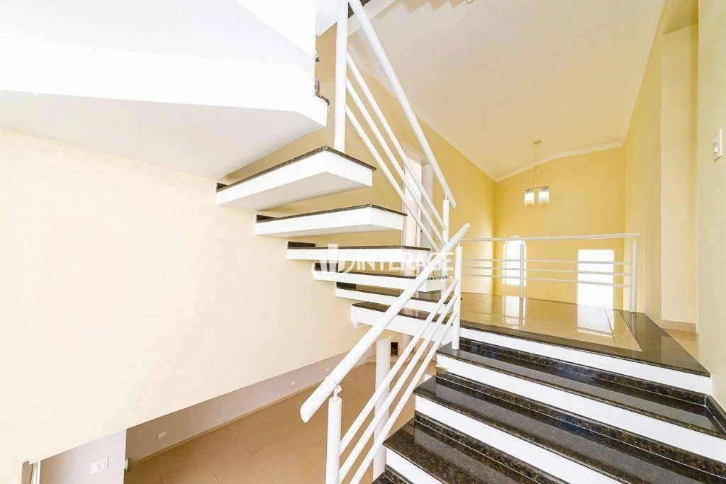 House, 270 m², with a bathtub — photo 48