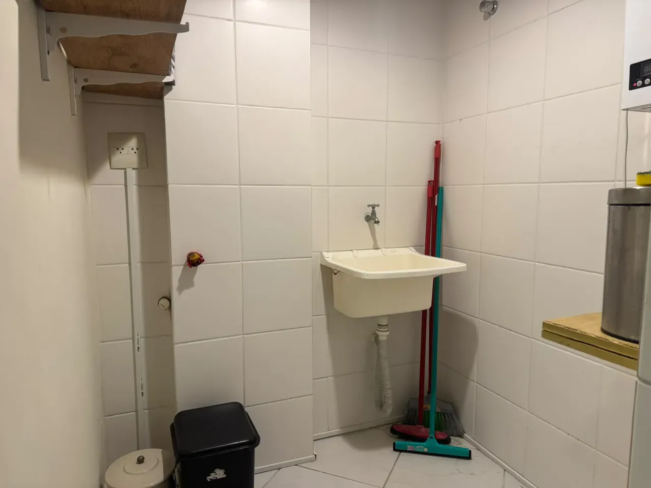 Washing machine in a one-bedroom apartment, 50 m² — photo 12