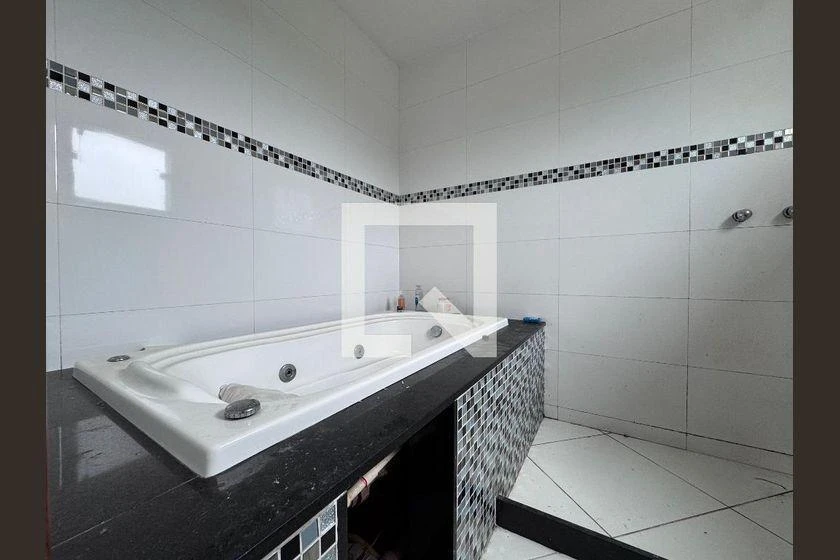 Квартира в оренду з 3 спальнями та 270 м² — photo 47