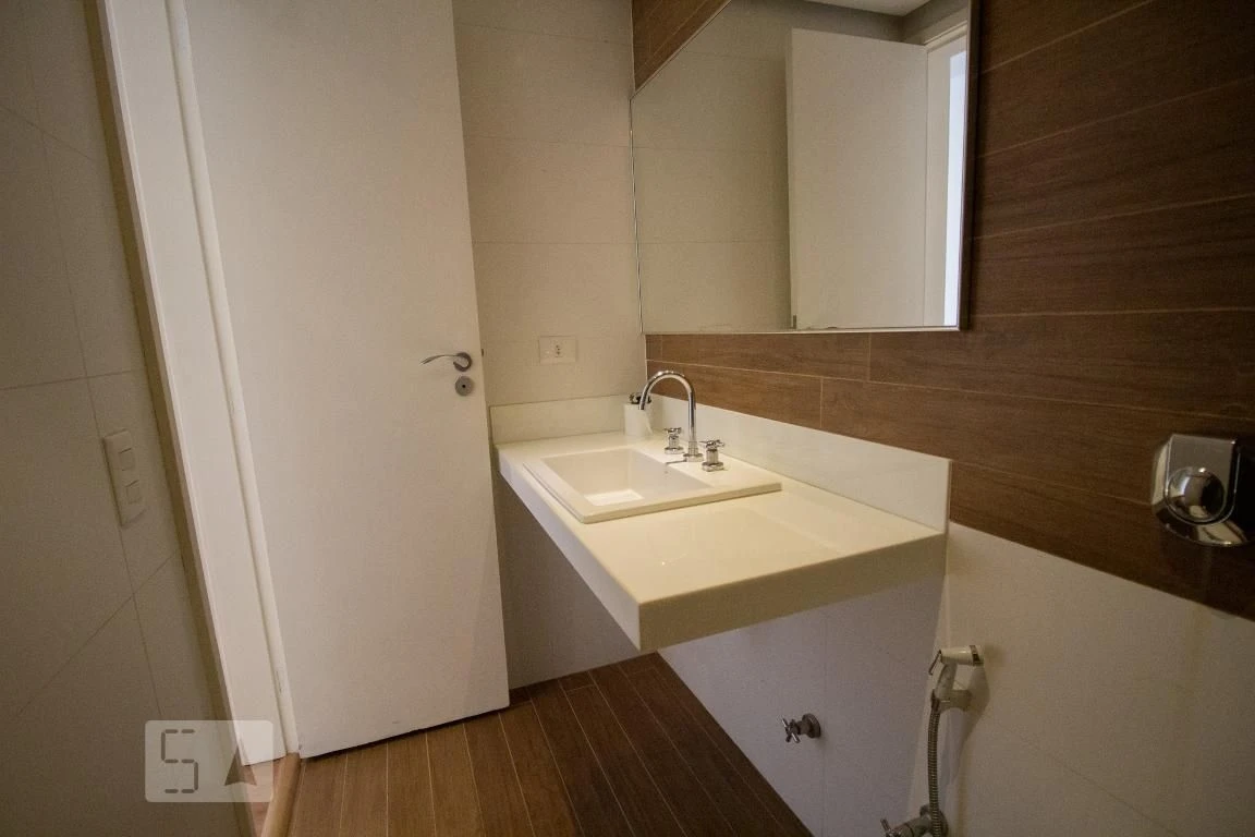 3-bedroom apartment with a balcony and built-in BBQ — photo 47