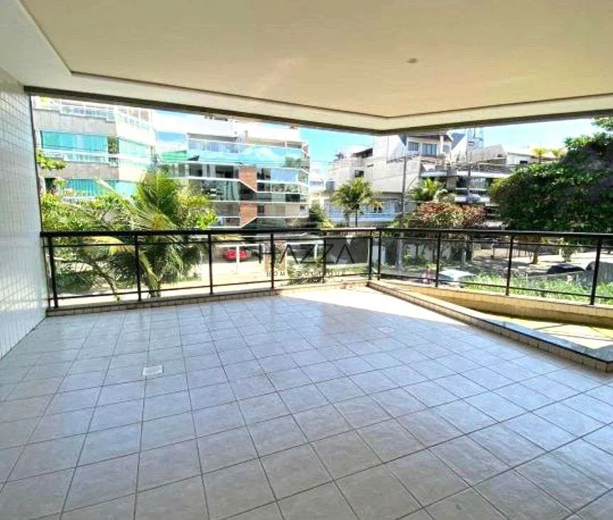 3-bedroom apartment, 1 with its own bathroom, 110 m² — photo 3