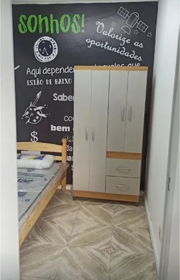 Apartment with 5 bedrooms and 5 bathrooms and a closed kitchen