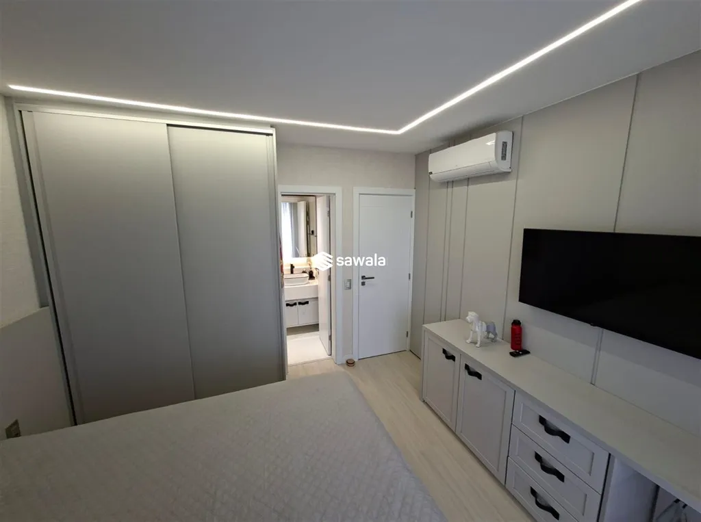 Furnished apartment with 4 bedrooms and open kitchen — photo 24