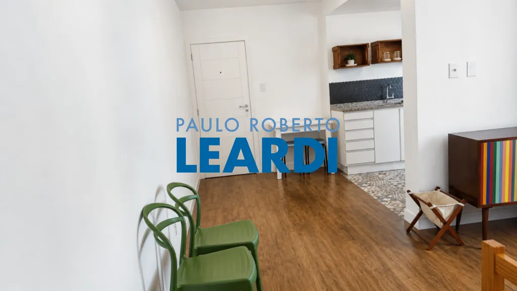 Apartamento amueblado con 55 m², 2 dormitorios y sin parking — photo 8