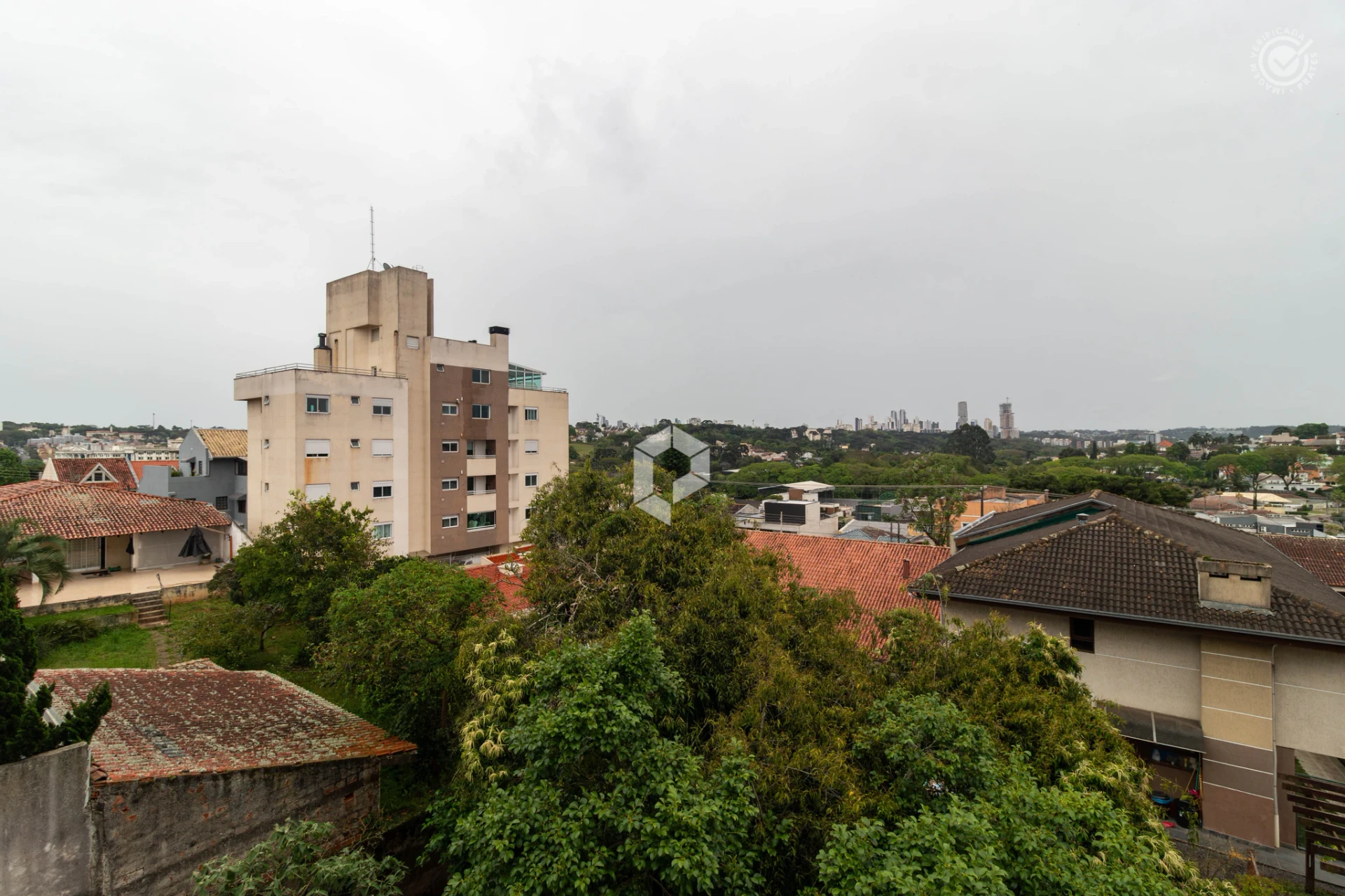 One-bedroom apartment with a home office in Curitiba — photo 19