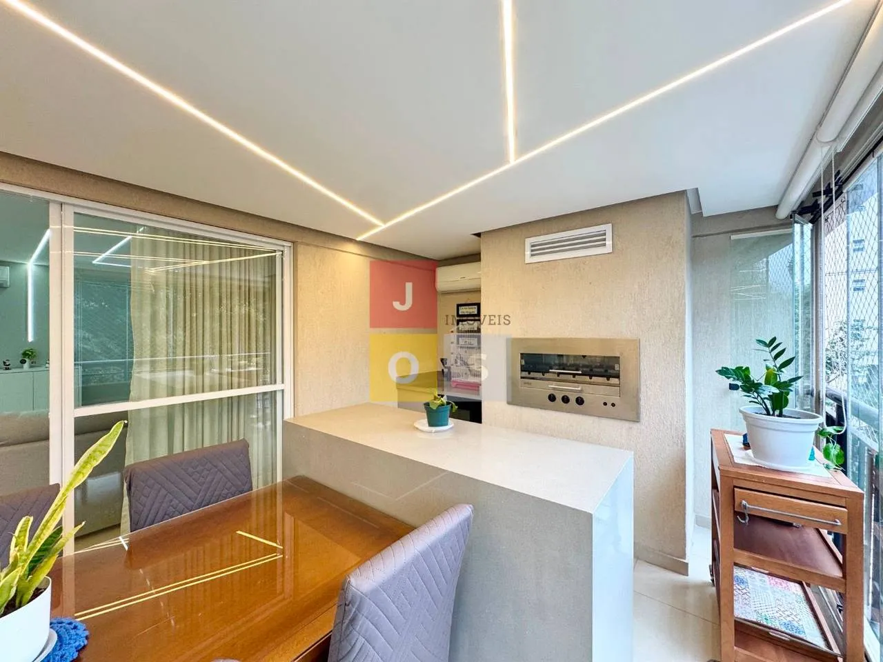 4 quartos e varanda envidraçada: apartamento de 193 m² — photo 10