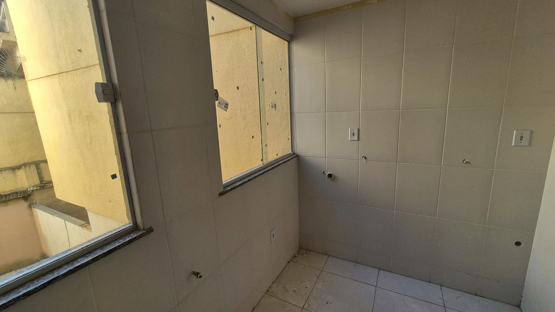 2-bedroom apartment with 1 bathroom and parking — photo 28