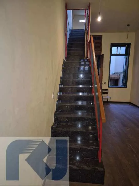 Unfurnished house with 1 bedroom, 3 bathrooms, 1 parking — photo 7
