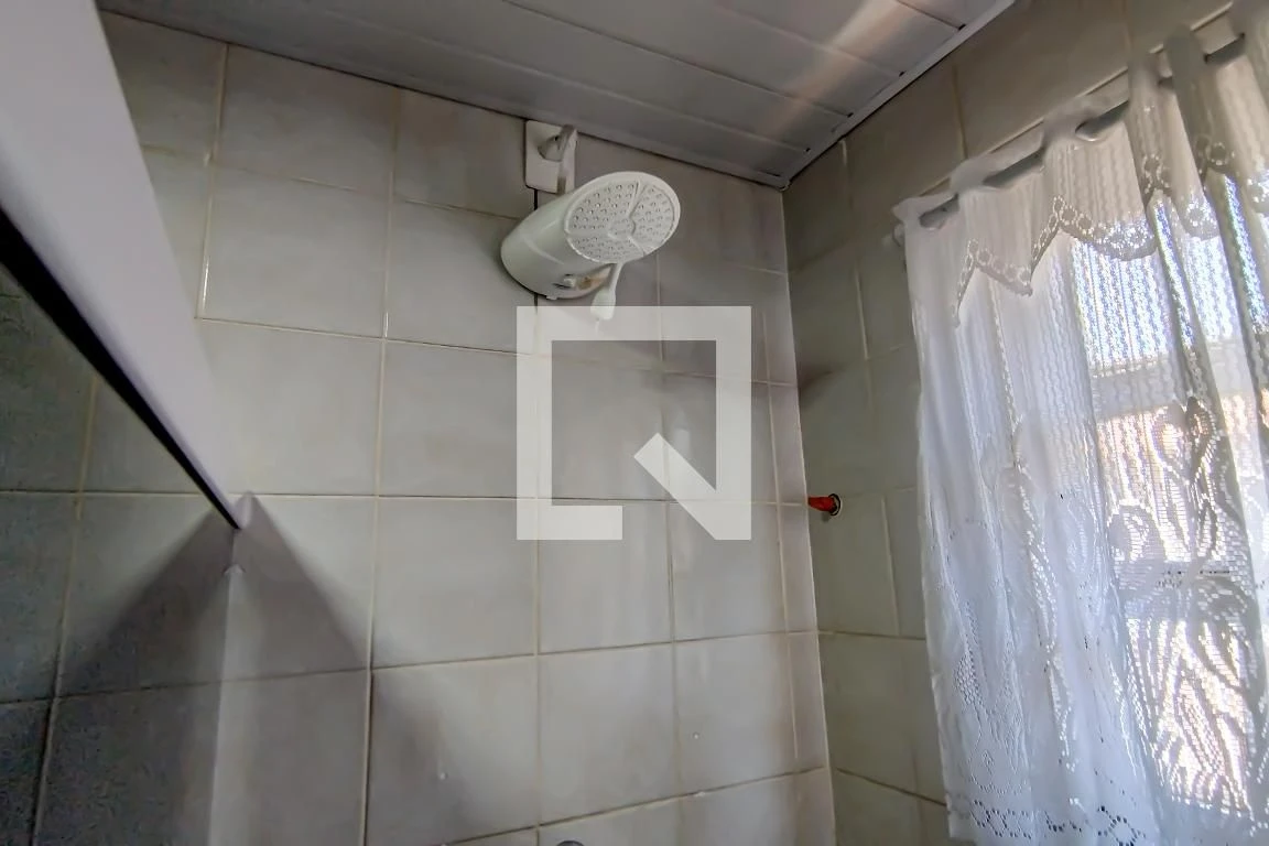 Furnished house with 4 bedrooms and private garden — photo 16