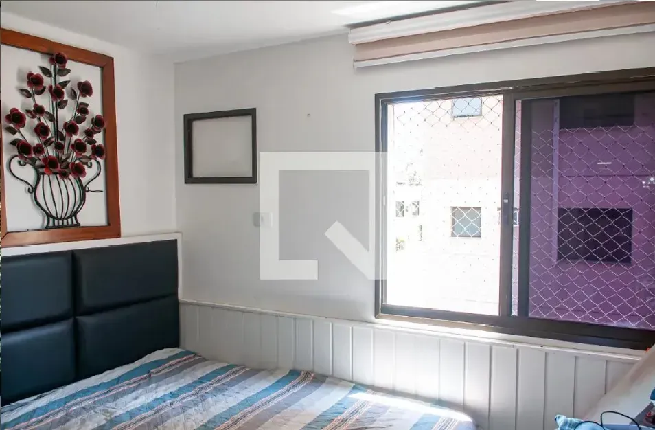 Furnished 3-bedroom apartment with 2 bathrooms — photo 12