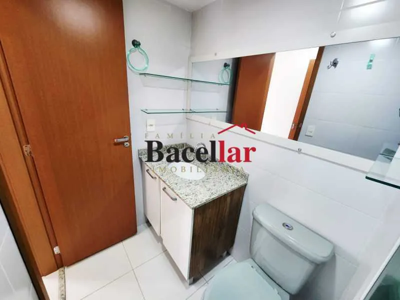 2-bedroom apartment with a washing machine in Rio de Janeiro — photo 7