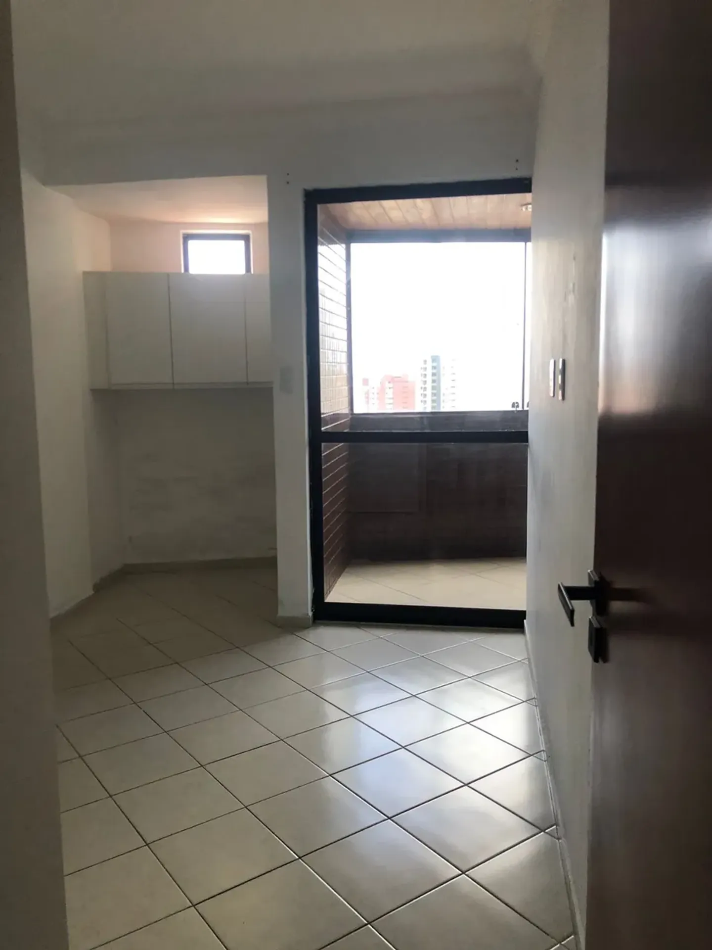 Квартира з 4 спальнями 137 м² і 2 місця для авто