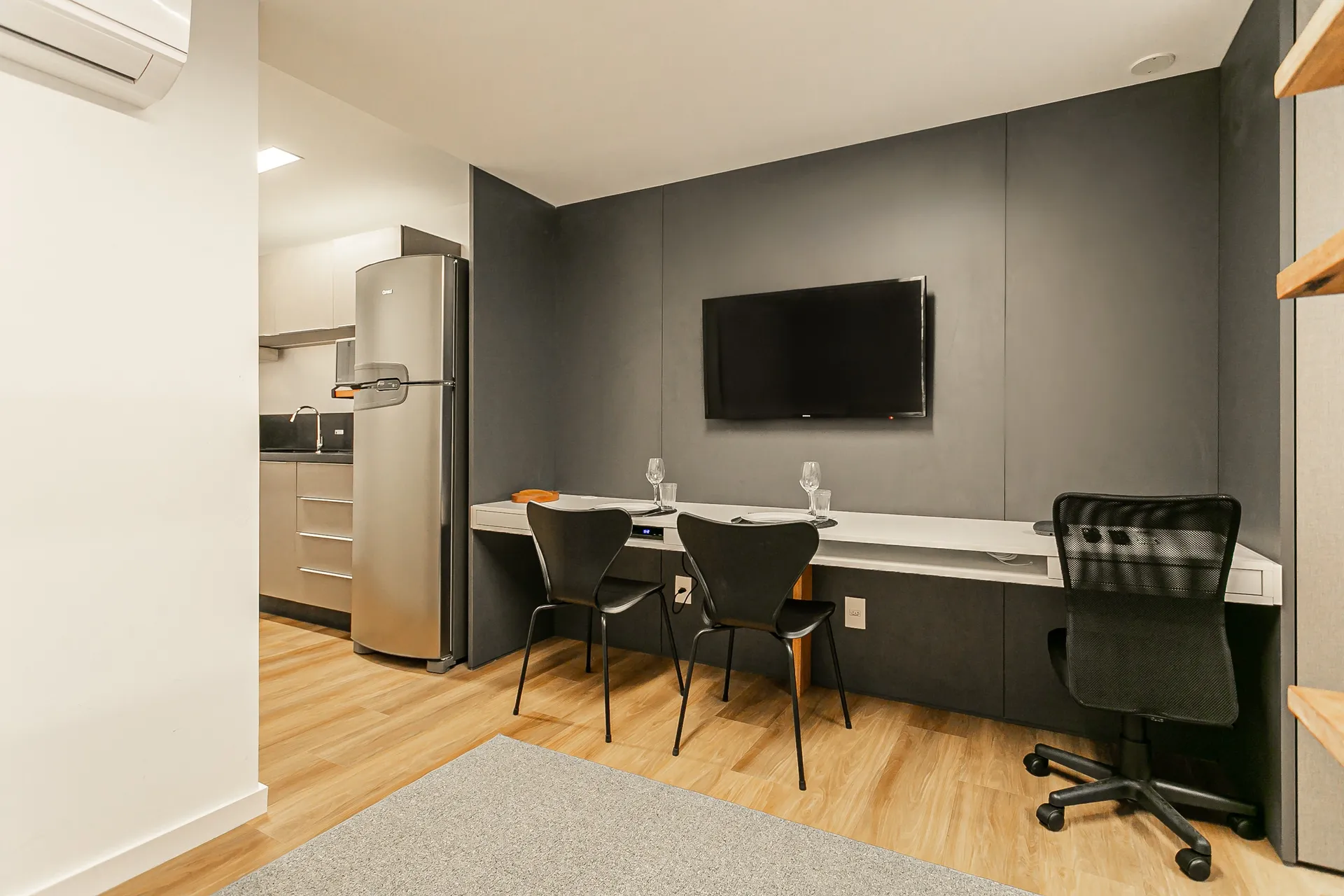 Estudio amueblado de 27 m² con 1 dormitorio y cocina abierta — photo 17