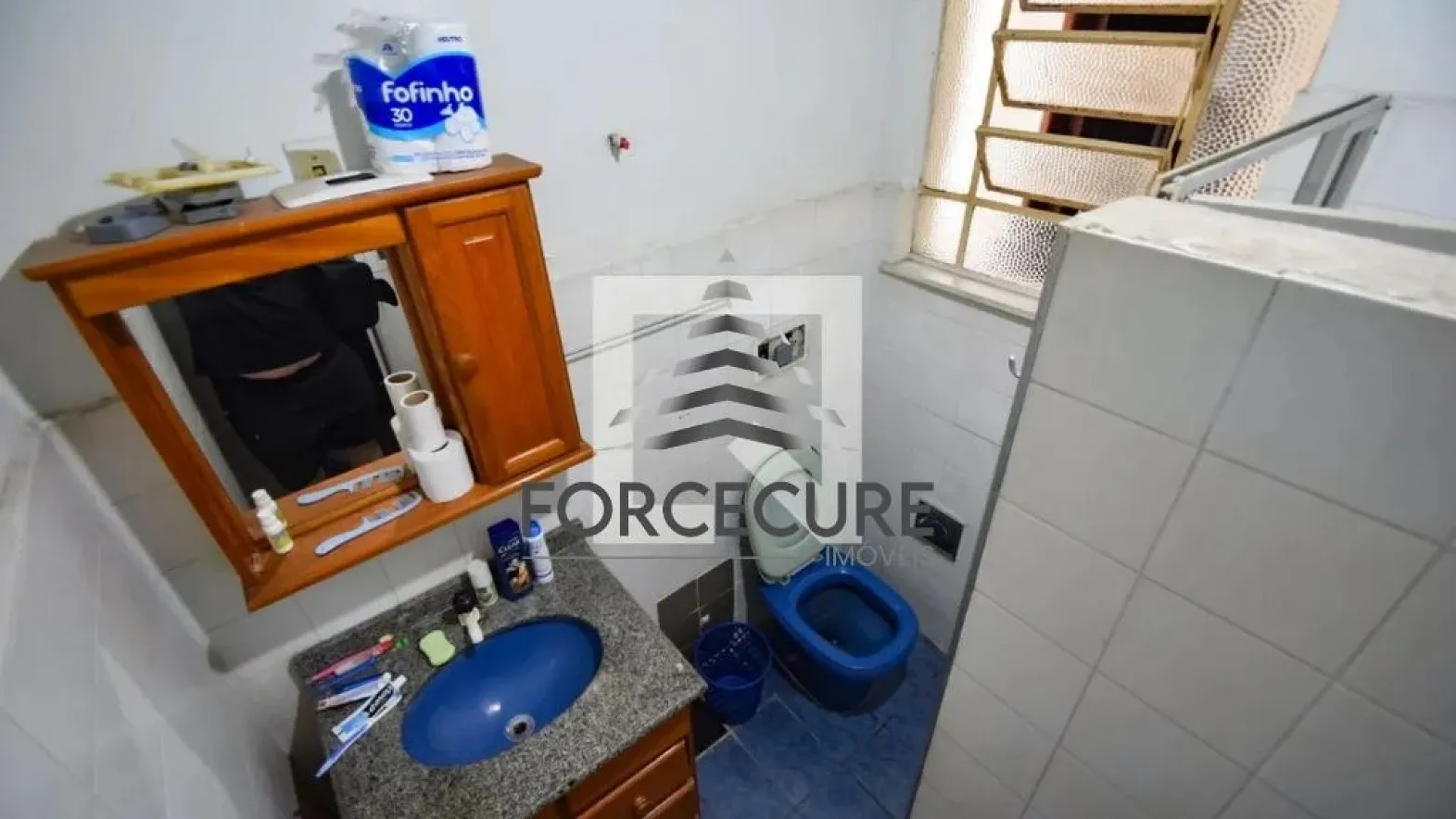 Apartamento mobiliado com 4 quartos e 2 banheiros — photo 23