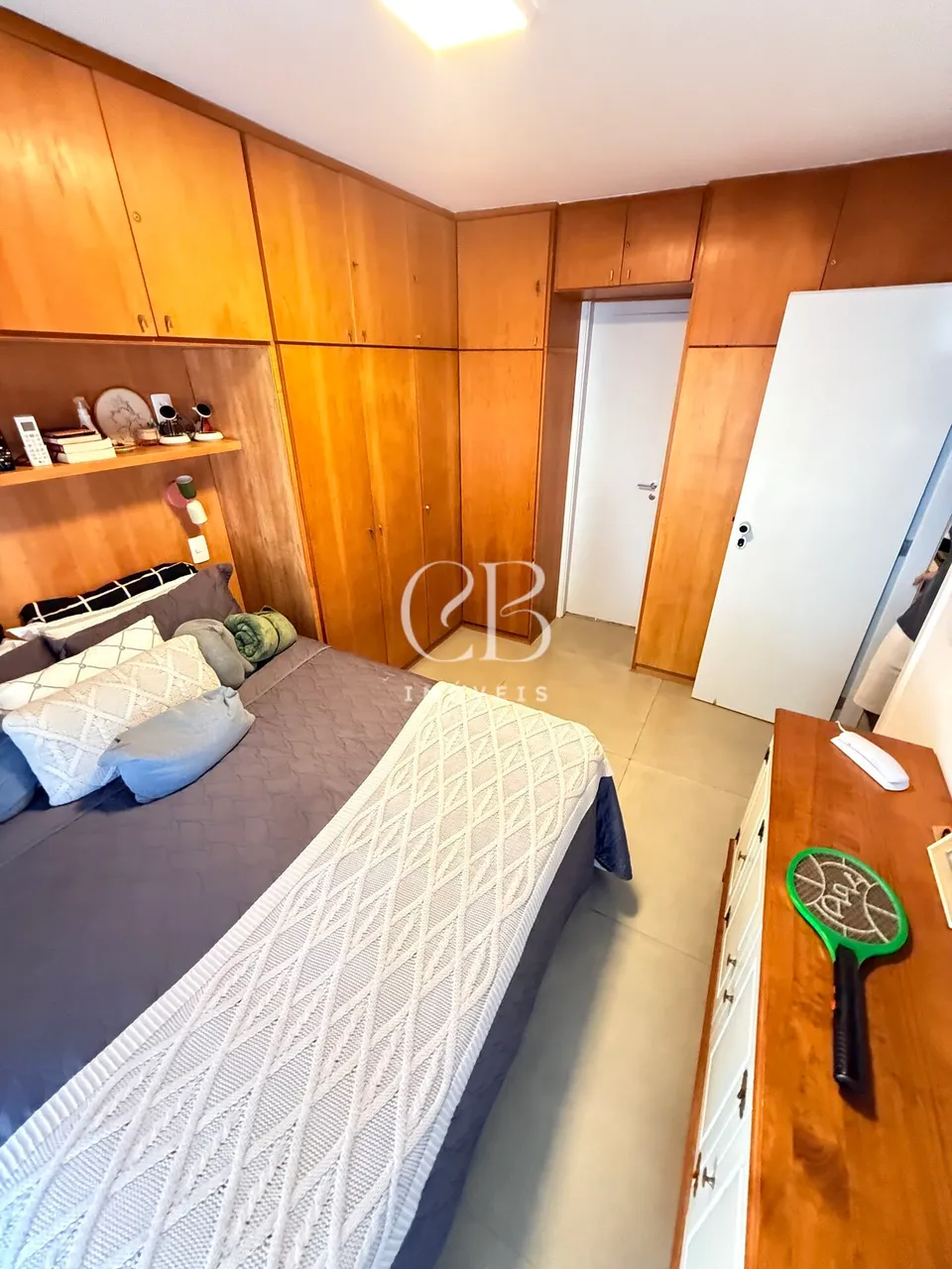 Furnished 1-bedroom apartment with 1 bathroom and parking — photo 9