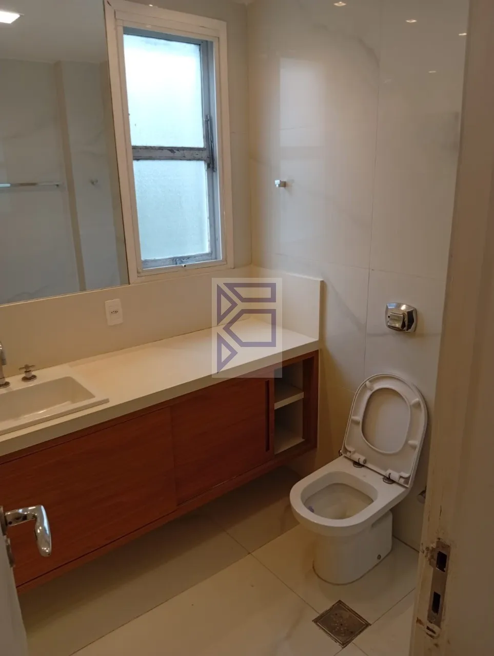 Casa para locação sem mobília, 4 quartos e armários — photo 14
