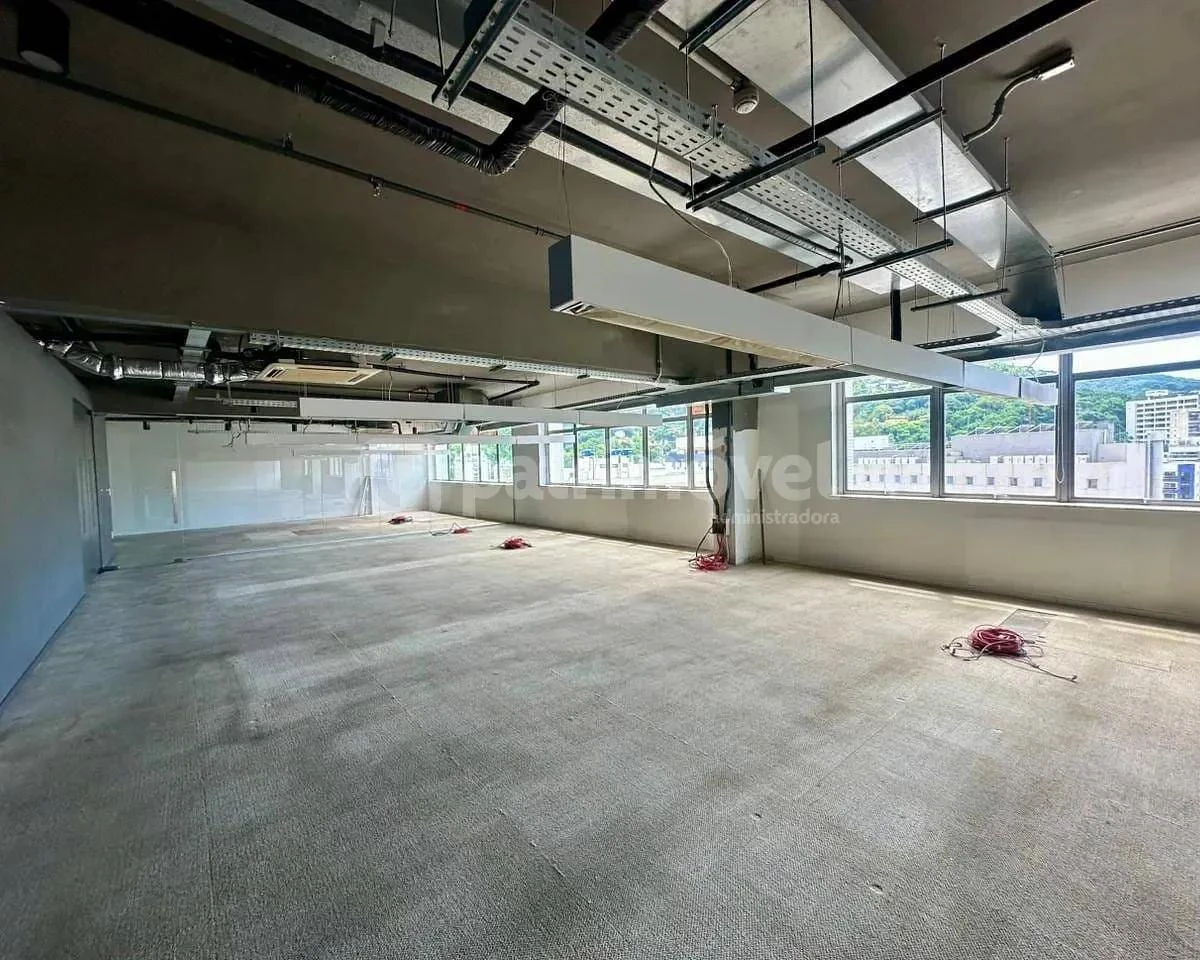 716 m² apartment with 1 bedroom and 4 bathrooms — photo 20