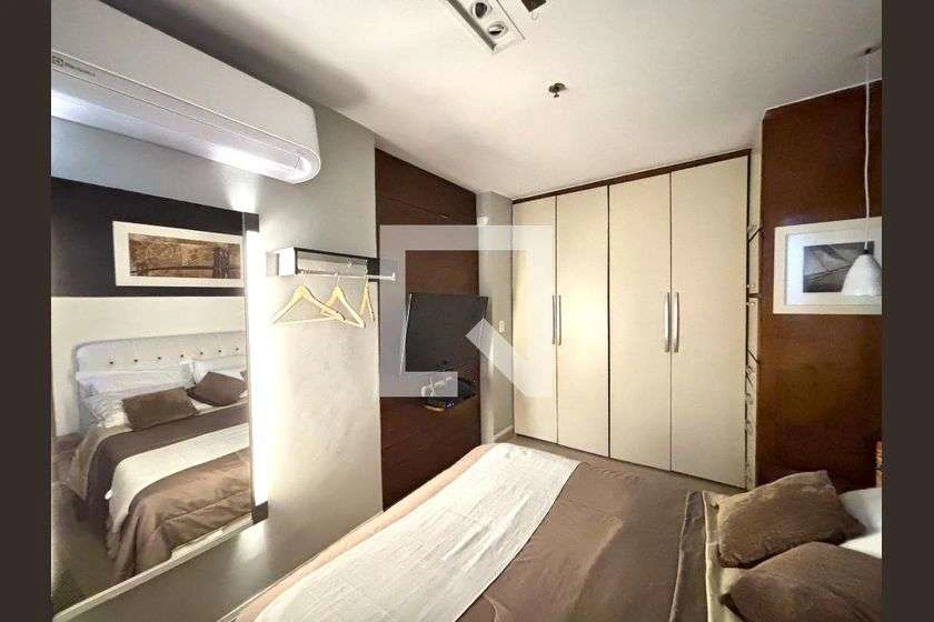 Furnished 1-bedroom apartment with glass balcony 65 m² — photo 7