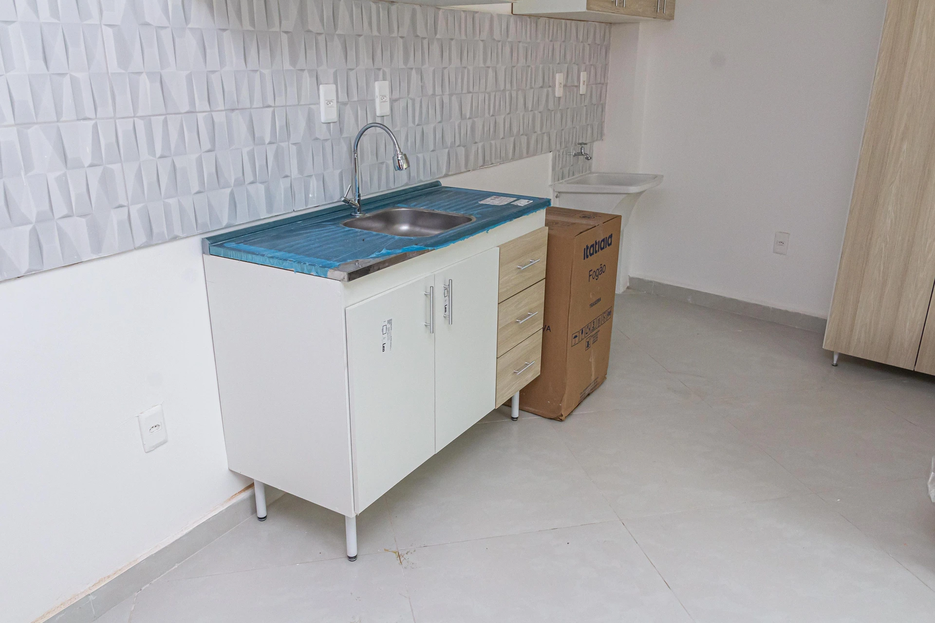 Estudio sin amueblar con 1 dormitorio y 1 baño — photo 14