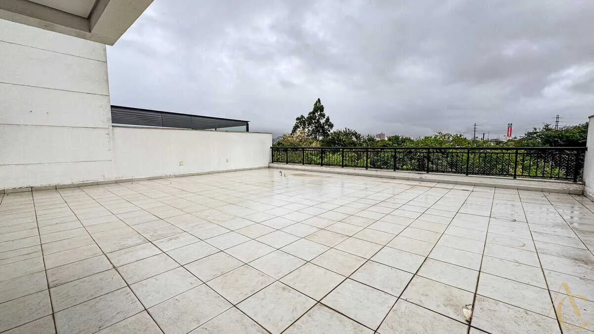 Rental apartment with 2 en-suite bedrooms and 243 m² — photo 36