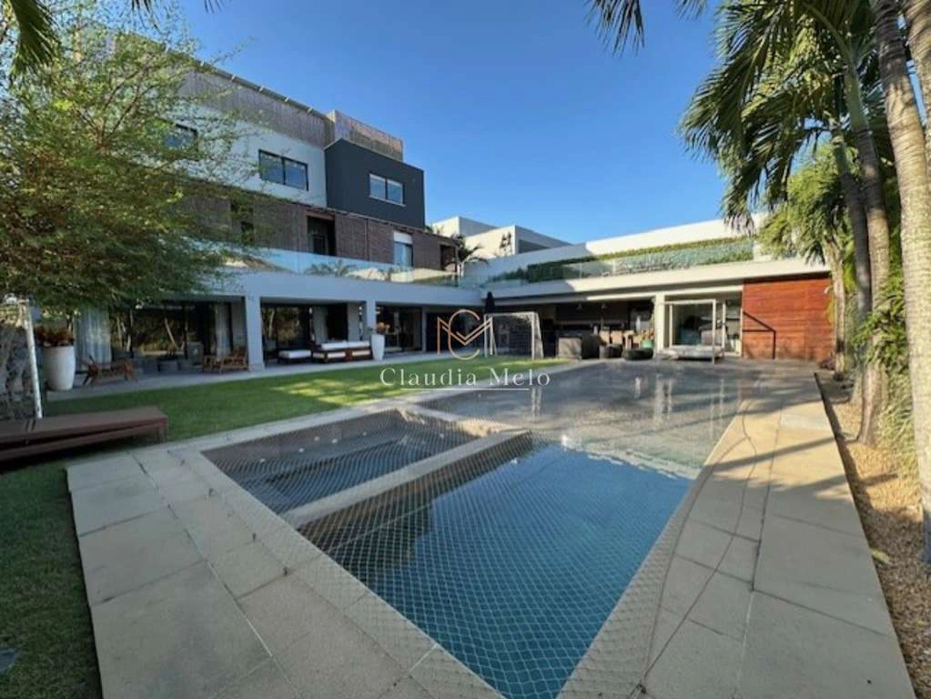 Casa amueblada de 800 m² con 5 suites y parrilla — photo 11