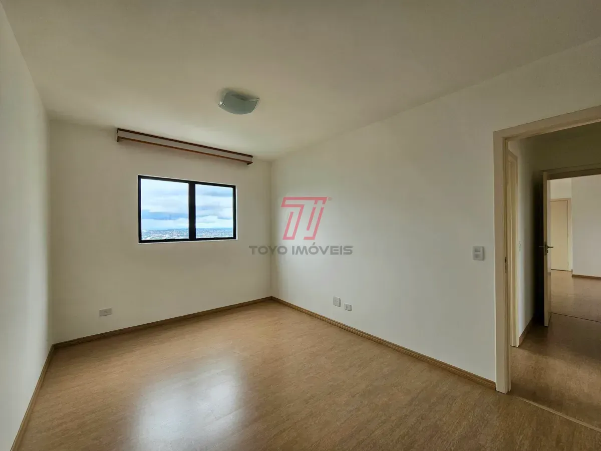 Rental apartment with 3 bedrooms and a balcony — photo 11