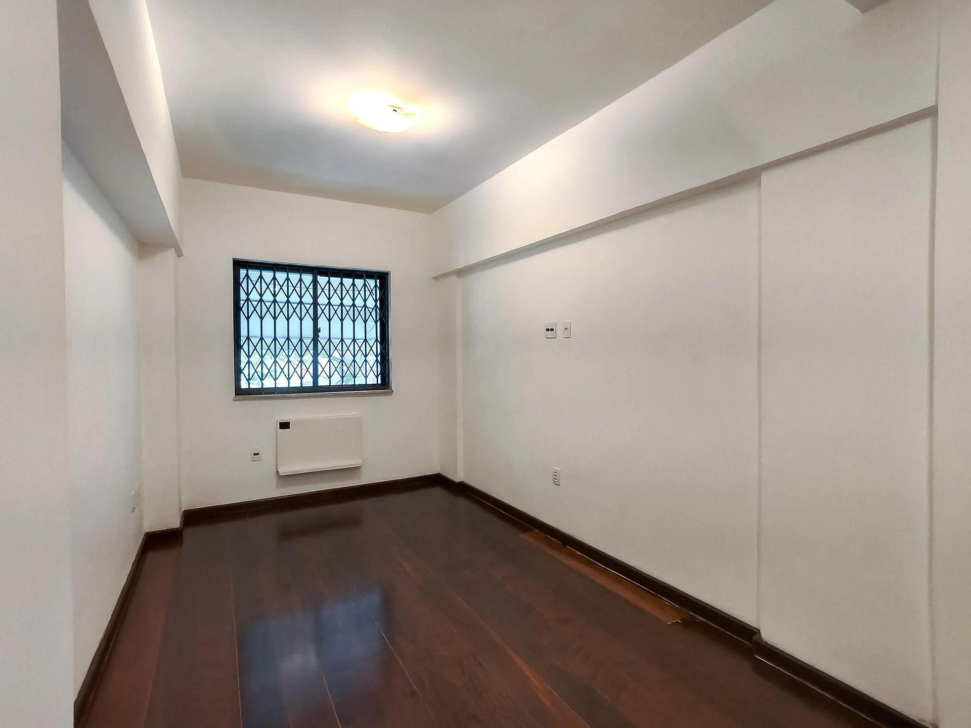 House for rent with 5 bedrooms and 8 bathrooms — photo 90