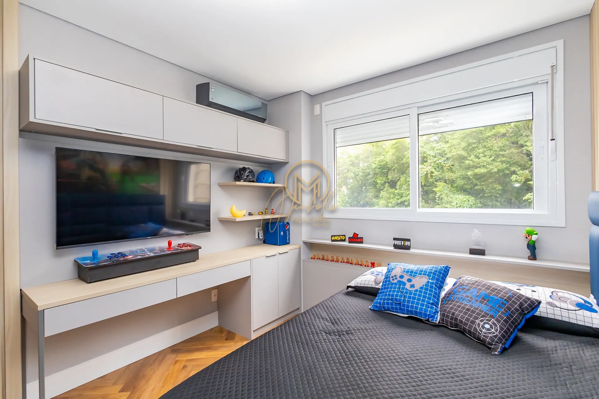 Furnished 462 m² apartment with 4 en-suite rooms — photo 90