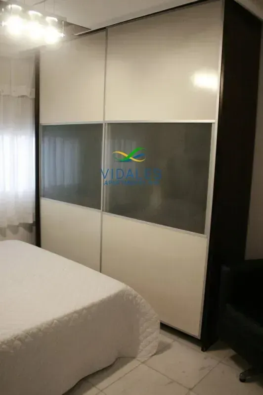 Apartment with 3 bedrooms and 4 bathrooms and 2 spots — photo 37