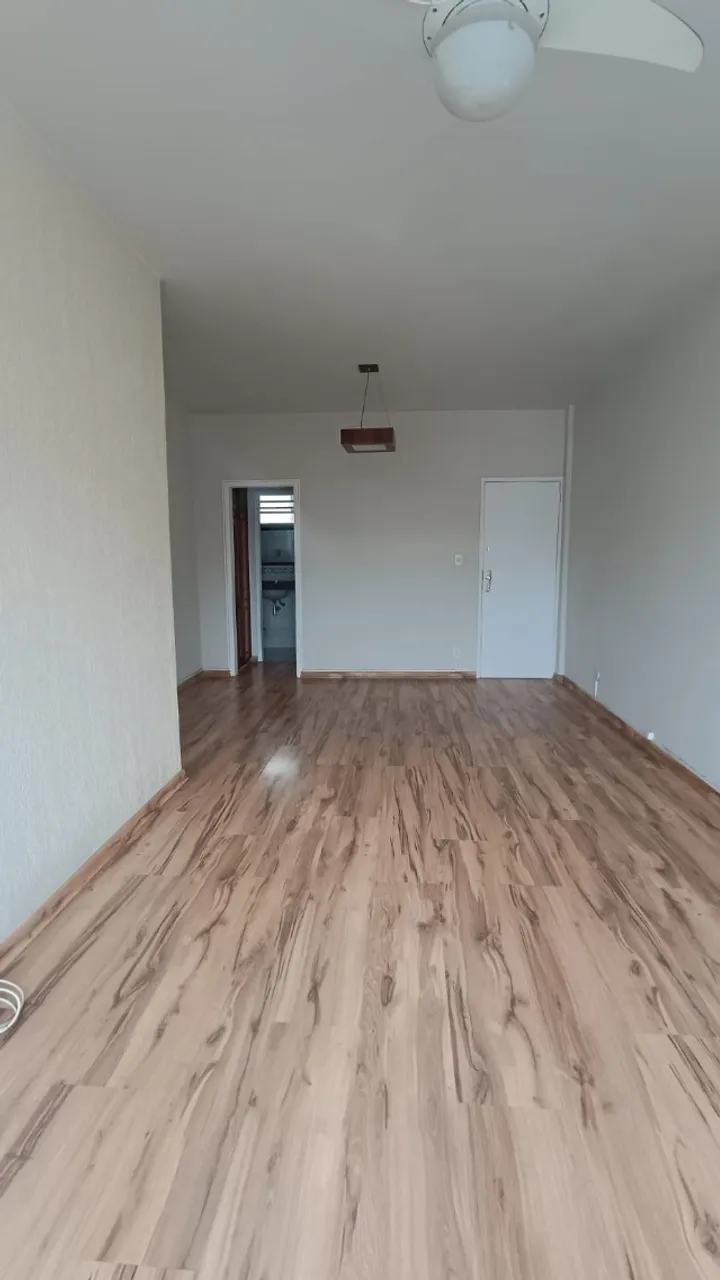 Apartment, 95 m², with wood or laminate floors — photo 14