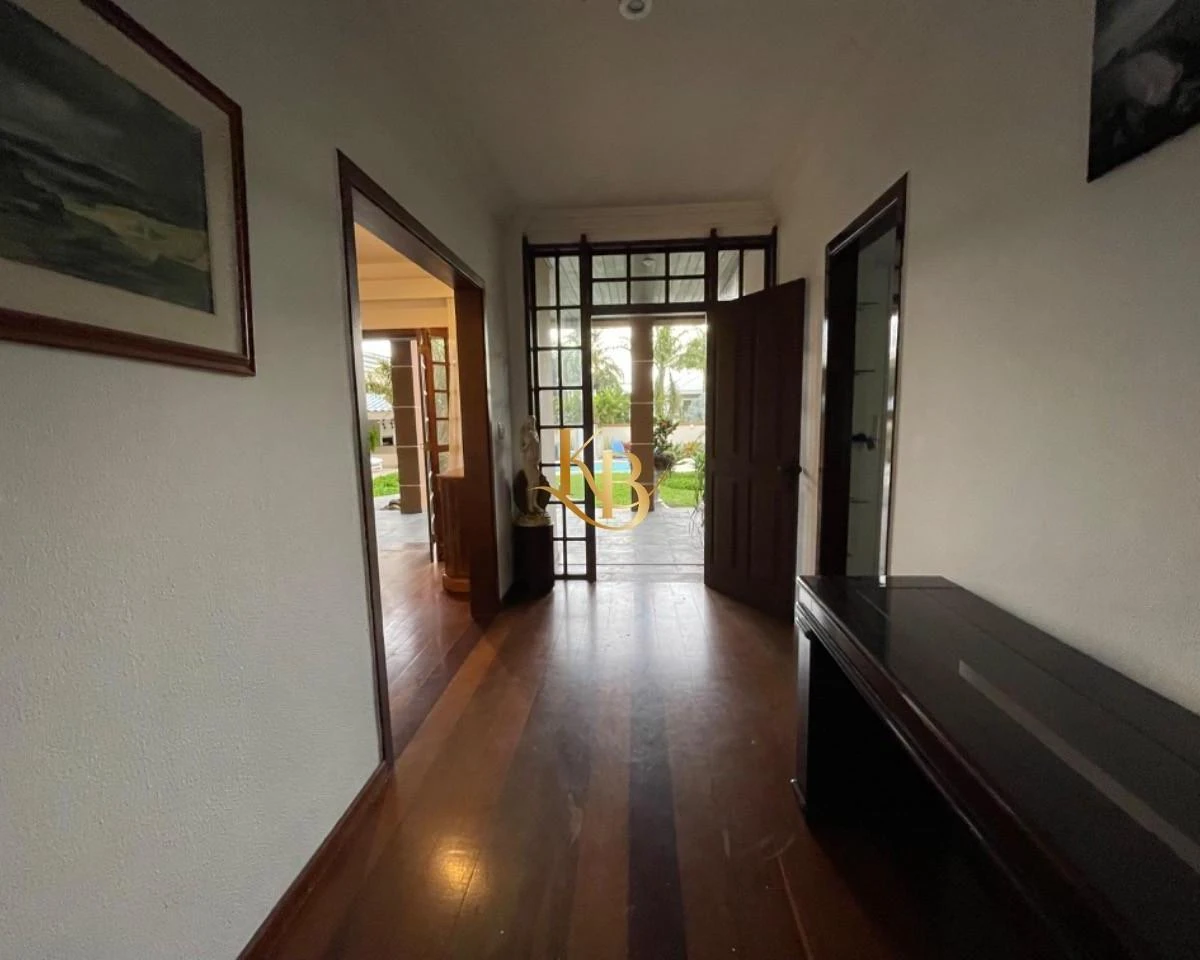 Мебльований будинок з 5 спальнями і 1050 м² — photo 35