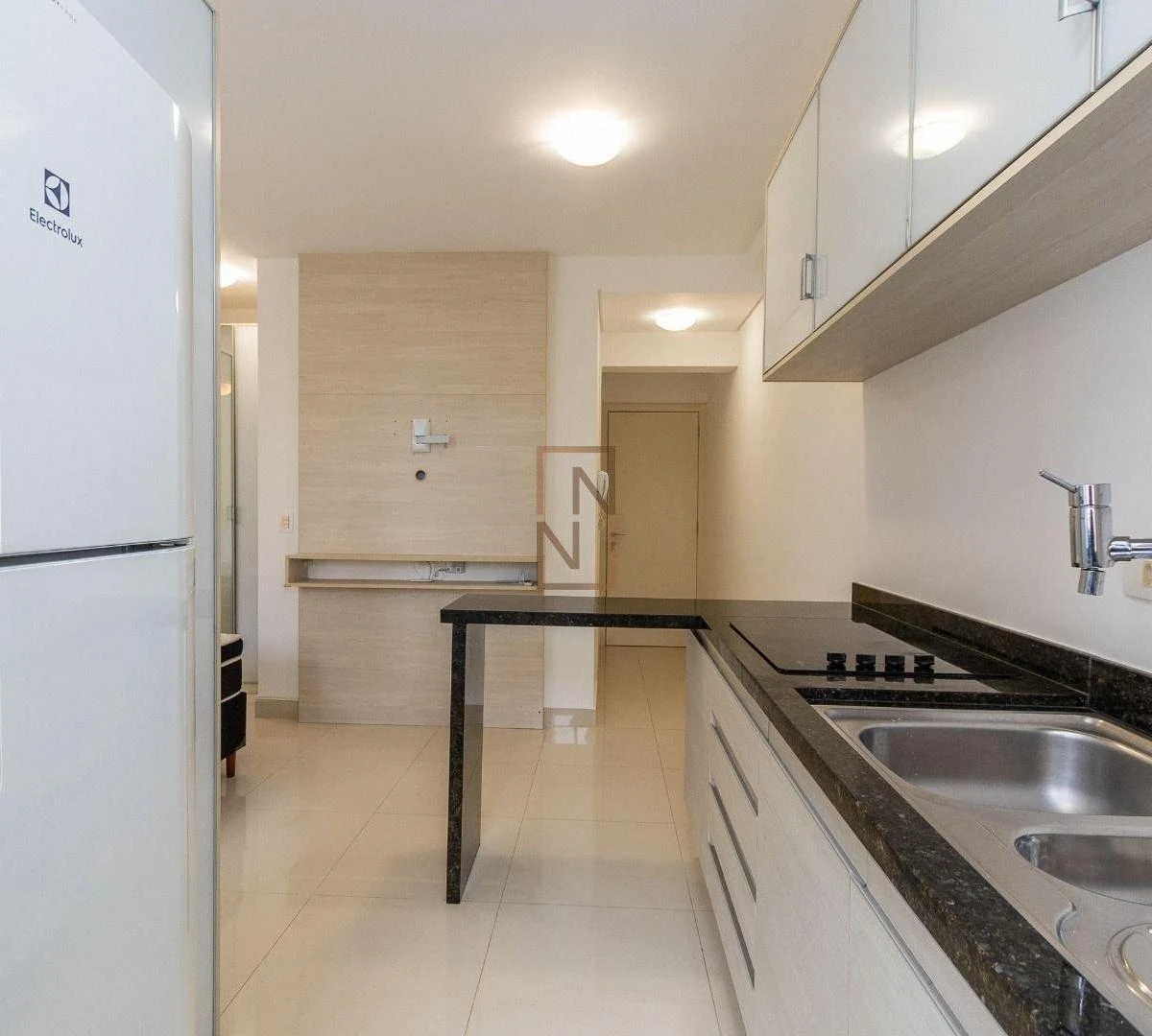 One-bedroom apartment with a dryer in Curitiba — photo 12