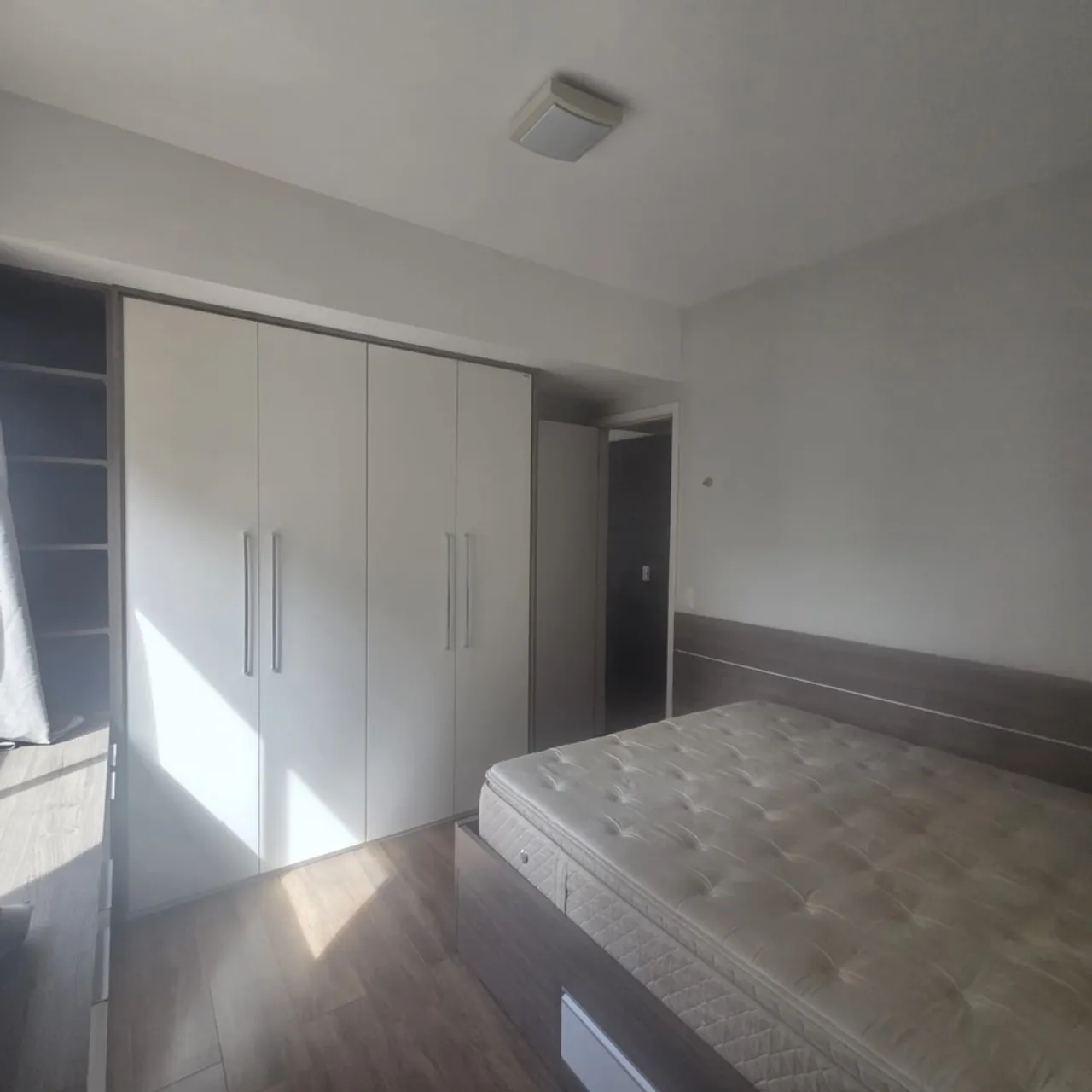 Furnished 1-bedroom apartment with 1 parking spot — photo 9