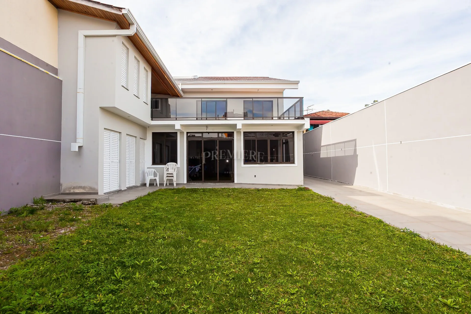 House with 4 en-suite bedrooms and 510 m², 5 parking — photo 7