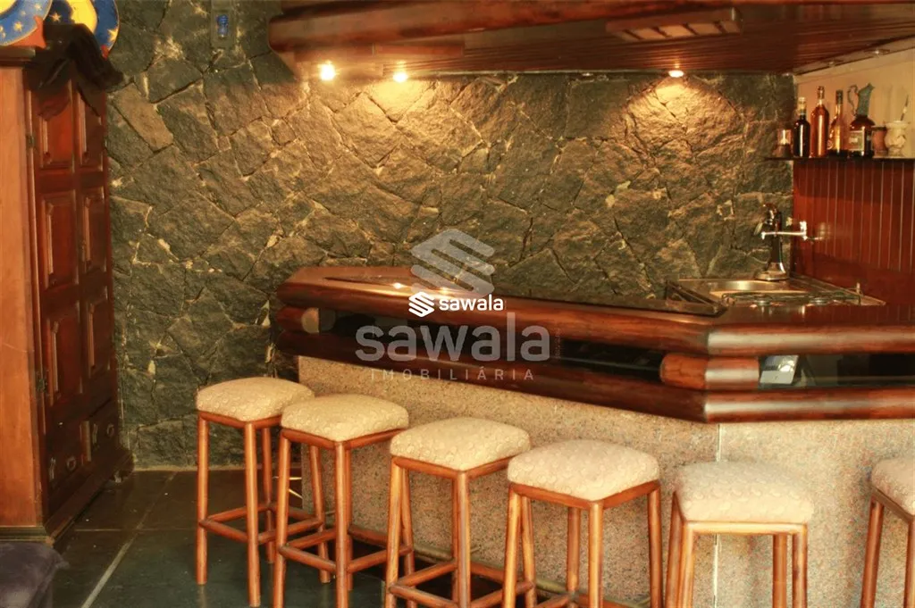 Casa com 4 quartos e 5 banheiros, bem cuidada — photo 32