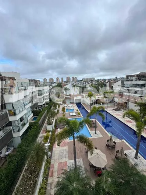 Apartamento de 4 quartos em condomínio com piscina coberta — photo 23