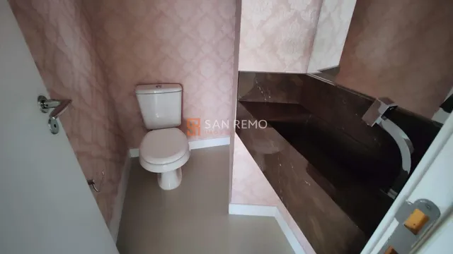 3-bedroom apartment with 3 suites and an open kitchen